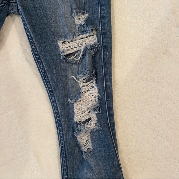 Hollister low rise distressed jegging with advanced stretch - Picture 4 of 5